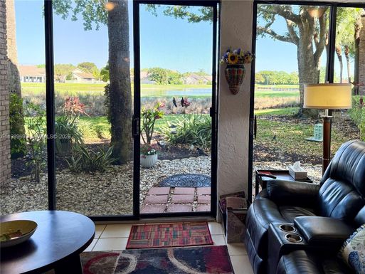 8033 Aberdeen Dr # 102, Boynton Beach FL 33472