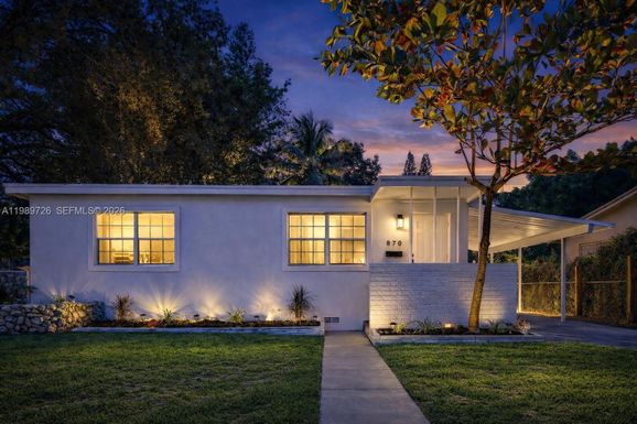 870 NE 144th St, North Miami FL 33161