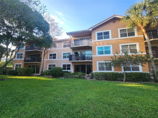8761 Wiles Rd # 206, Coral Springs FL 33067