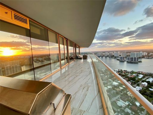 18975 Collins Ave # 5105, Sunny Isles Beach FL 33160