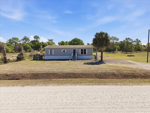 415 S Kennel St, Clewiston FL 33440