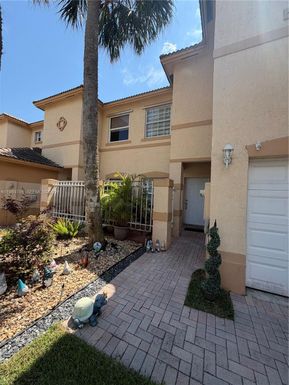 809 NW 170th Ter # 26, Pembroke Pines FL 33028