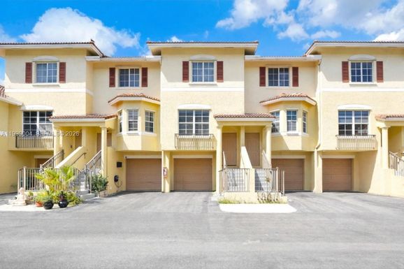 738 NE 90th St # 207, Miami FL 33138