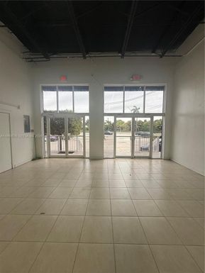 1815 W Okeechobee Rd # 6, Hialeah FL 33010