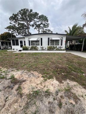 639 S ash lane, Atlantis FL 33462