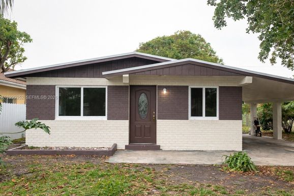 2950 NW 7th Ct, Fort Lauderdale FL 33311