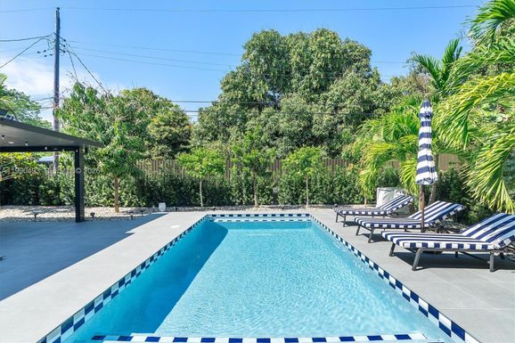 261 NE 47th St, Miami FL 33137