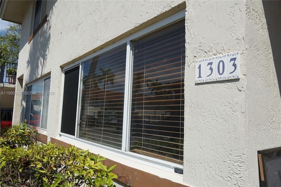 331 NW 82nd Avenue # 1303, Miami FL 33126