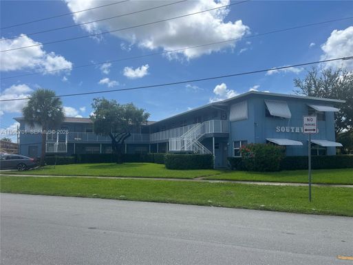 3856 S Cir Dr # 6, Hollywood FL 33021