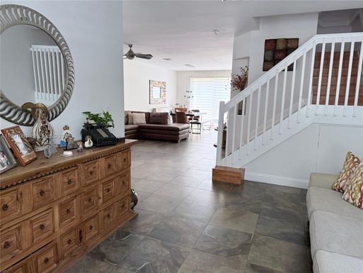 7809 NW 114th Path, Doral FL 33178