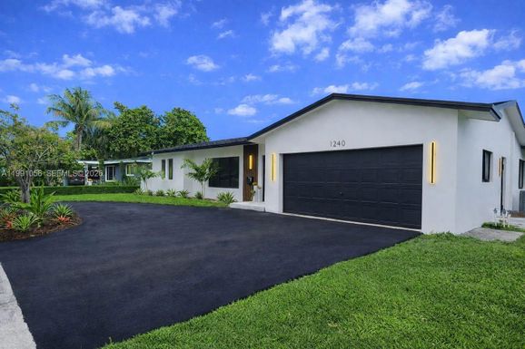 1240 S Cypress Rd, Pompano Beach FL 33060