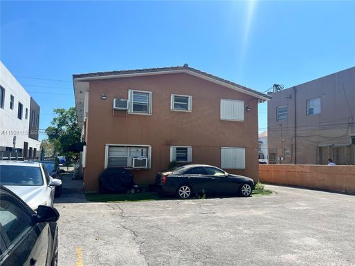 3191 SW 23rd St, Miami FL 33145