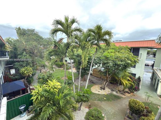 805 W Oakland Park Blvd # D19, Oakland Park FL 33311