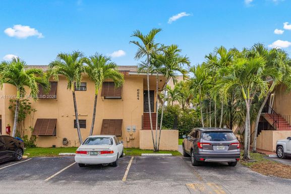 6854 NW 173rd Dr # 210, Hialeah FL 33015