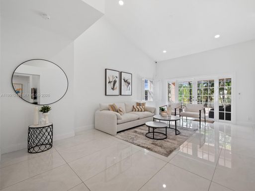 413 Cameron Dr # 413, Weston FL 33326