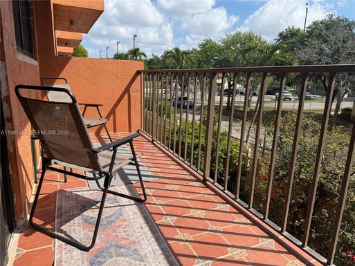1800 W 54th St # 108, Hialeah FL 33012