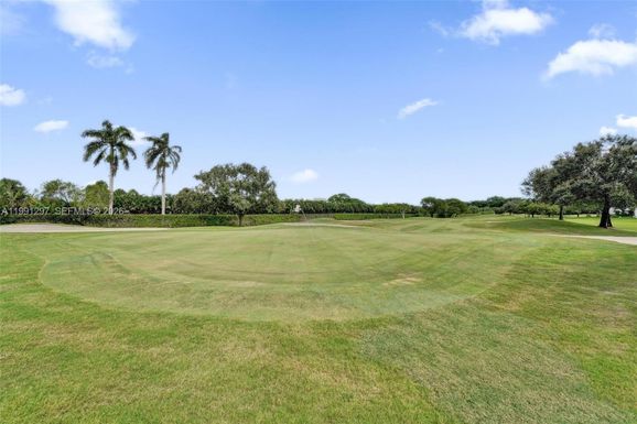 1502 Whitehall Dr # 205, Davie FL 33324