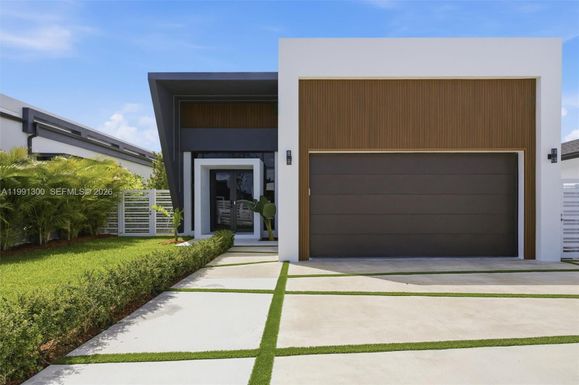 22900 SW 122 PL, Miami FL 33170