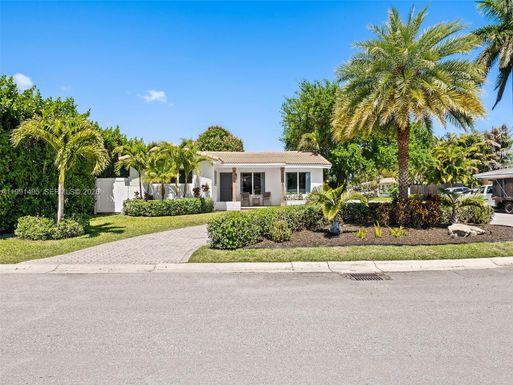 1203 Lincoln St, Hollywood FL 33019