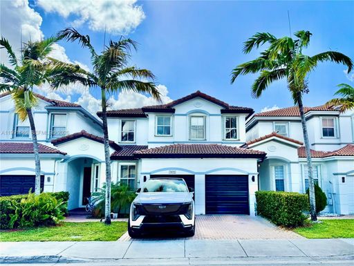 7472 NW 112th Path, Doral FL 33178