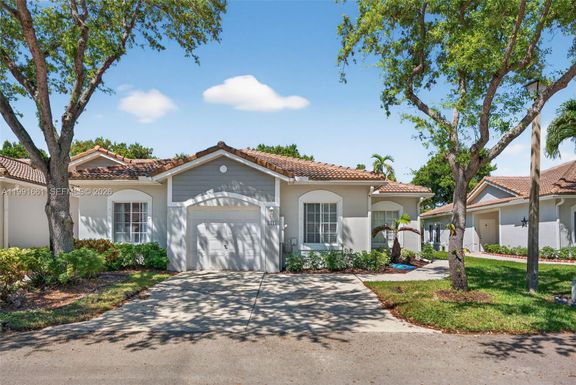 1221 SW 48th Ter, Deerfield Beach FL 33442