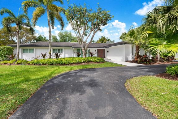 10330 SW 71st Ave, Pinecrest FL 33156