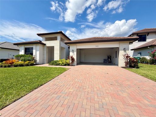 5028 gambero way, Ave Maria FL 34142