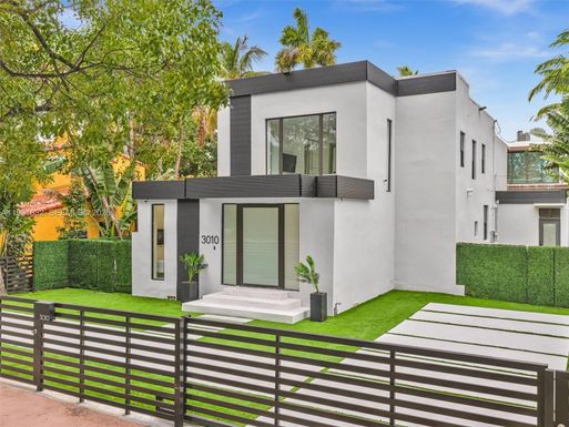 3010 Alton Rd, Miami Beach FL 33140