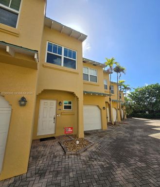 806 SE 14th St # 806, Fort Lauderdale FL 33316