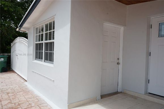 12455 SW 185th Ter # 1, Miami FL 33177