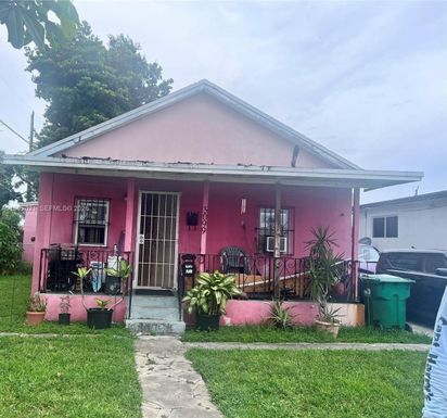 3099 NW 51st St, Miami FL 33142
