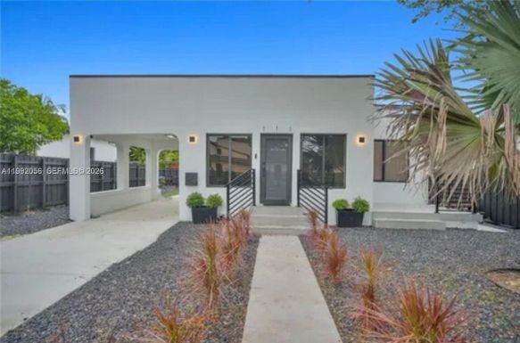 111 NW 46th St, Miami FL 33127