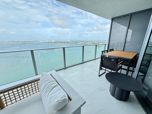 711 NE 23rd Ter # 3802, Miami FL 33137