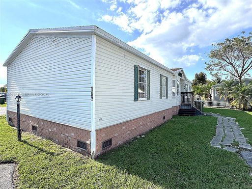 220 NE 12th Ave #182, Homestead FL 33030