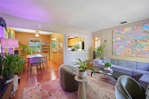 14031 NW 5th Ave, Miami FL 33168