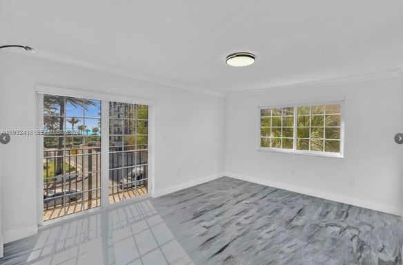 8900 Collins Ave # 304, Surfside FL 33154