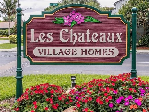 4731 Grapevine Way, Davie FL 33331