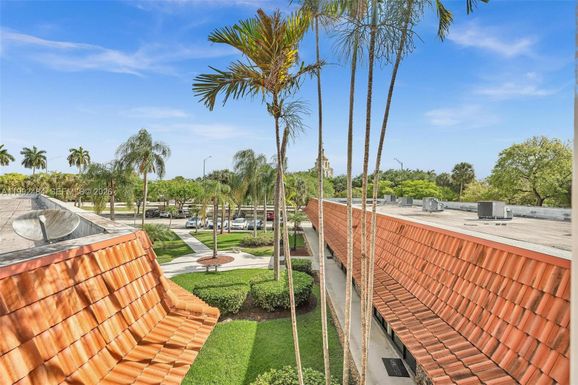 201 N University Dr # 17A, Plantation FL 33324