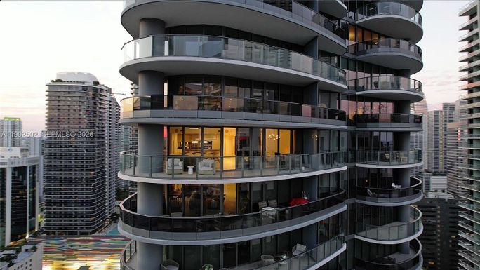 1000 Brickell Plz # 3702, Miami FL 33131