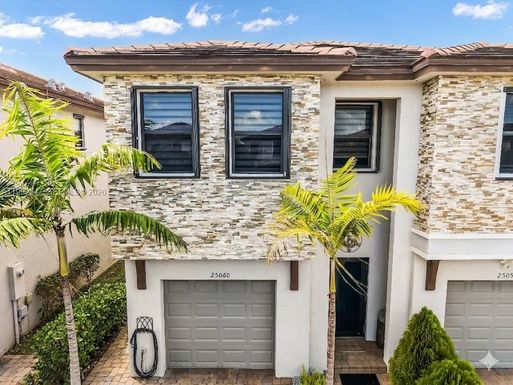 25060 SW 108th Ave, Homestead FL 33032