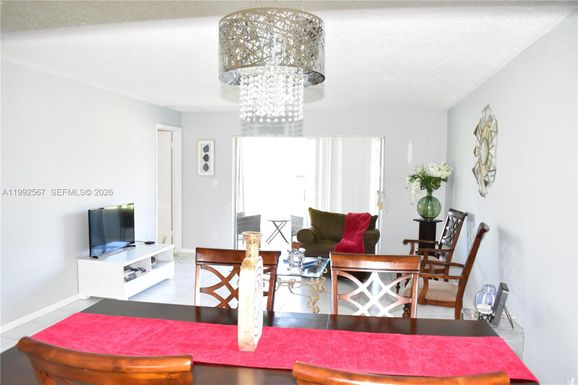 9020 Sunrise Lakes Blvd # 304, Sunrise FL 33322