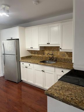 222 SW 1st St # 5, Pompano Beach FL 33060