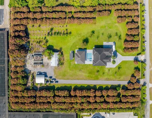 17950 SW 192nd St, Miami FL 33187