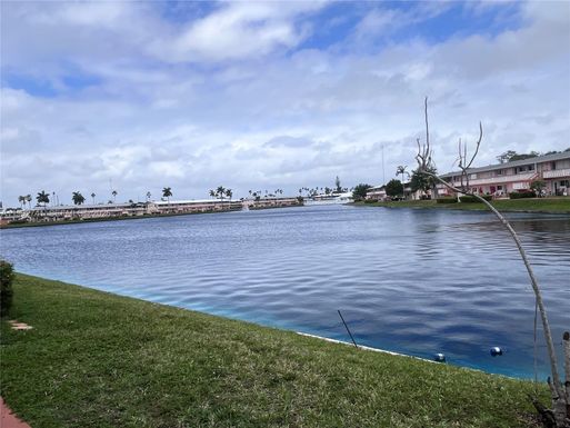 1012 SW 11th St # 9N, Hallandale Beach FL 33009