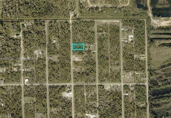 1140 Cummings ST E, Lehigh Acres FL 33974