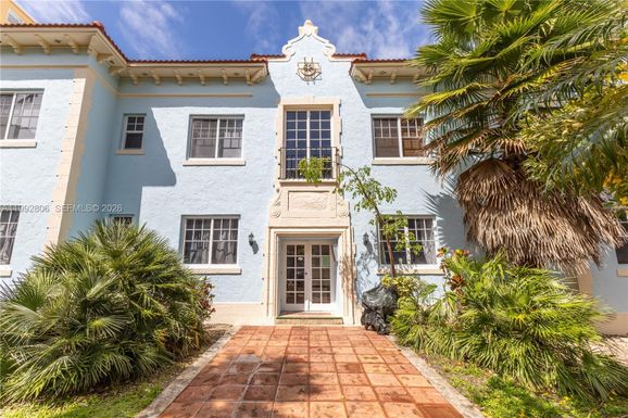 750 Pennsylvania Ave # 3, Miami Beach FL 33139