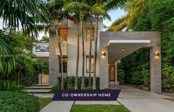 121 2nd Dilido Ter. Share A, Miami Beach FL 33139