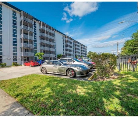 16851 NE 23rd Ave # B604, North Miami Beach FL 33160