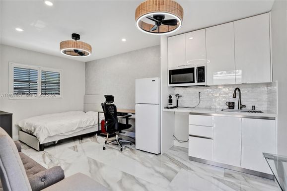 6761 Allen St # 6761, Hollywood FL 33024