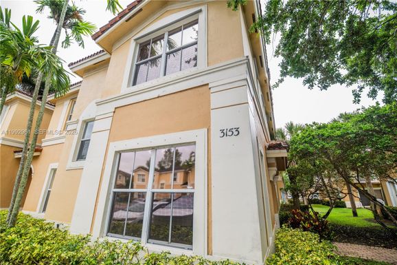 3153 SW 129th Ter, Miramar FL 33027